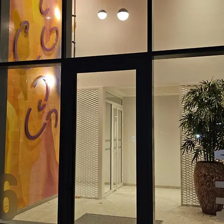 Comme Sur Un Bateau! * Sète