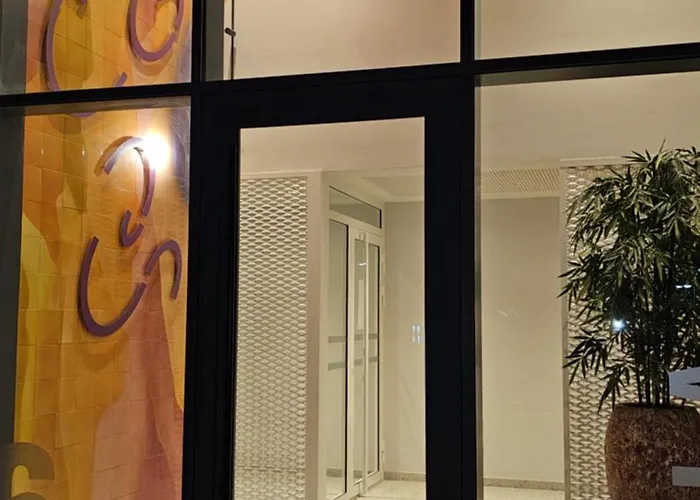 Comme Sur Un Bateau! * Sète