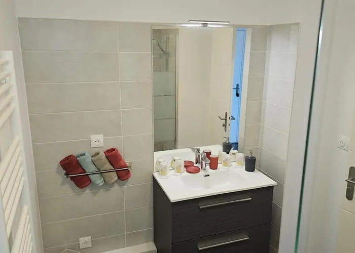 Comme Sur Un Bateau! Daire Sète