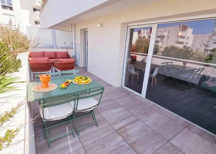 Comme Sur Un Bateau! Sète